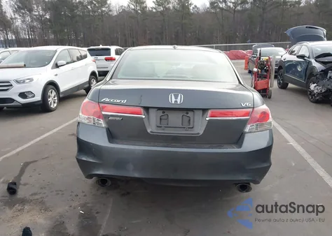 2011 Honda Accord 3.5 Ex-L z USA, uszkodzony, nr VIN 1HGCP3F82BA005545